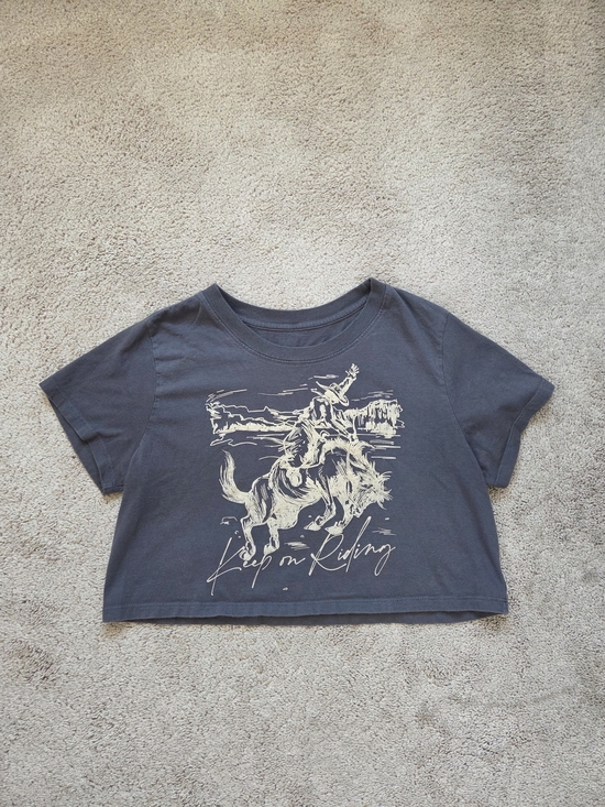 Tops - Keep On Riding Cowboy Graphic Cropped Tee